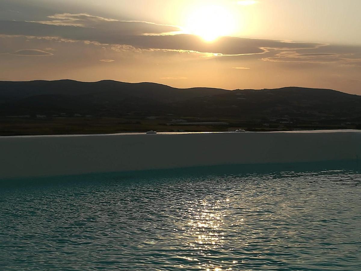 Natura Villas Paros 莫罗斯帕罗 外观 照片